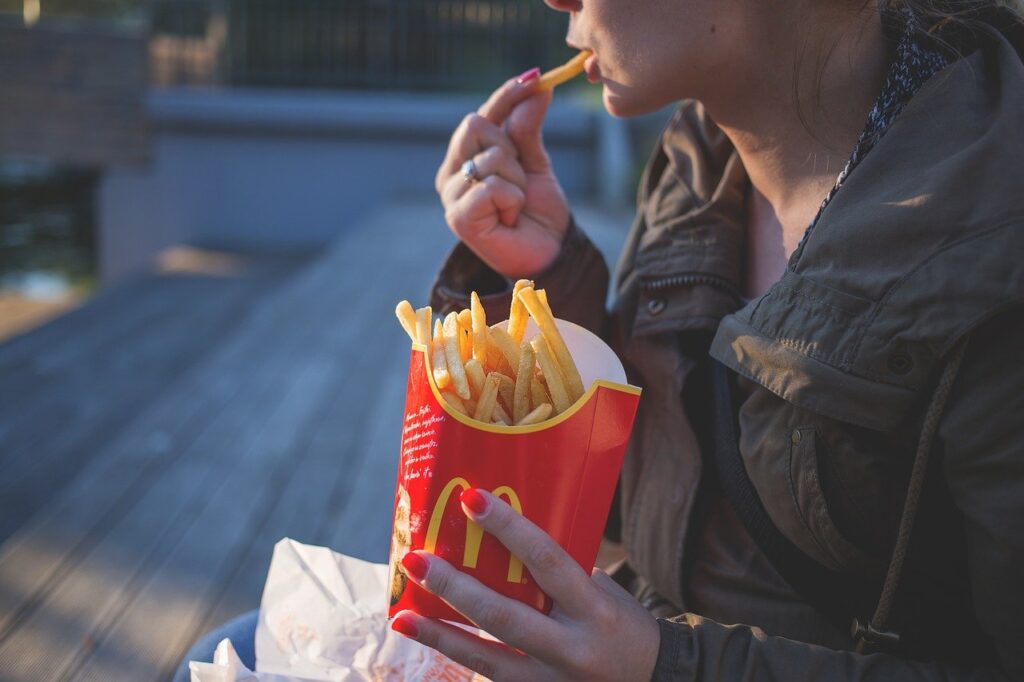 french fries, fast food, mcdonald's, Años de comer por ansiedad y como lo solucioné